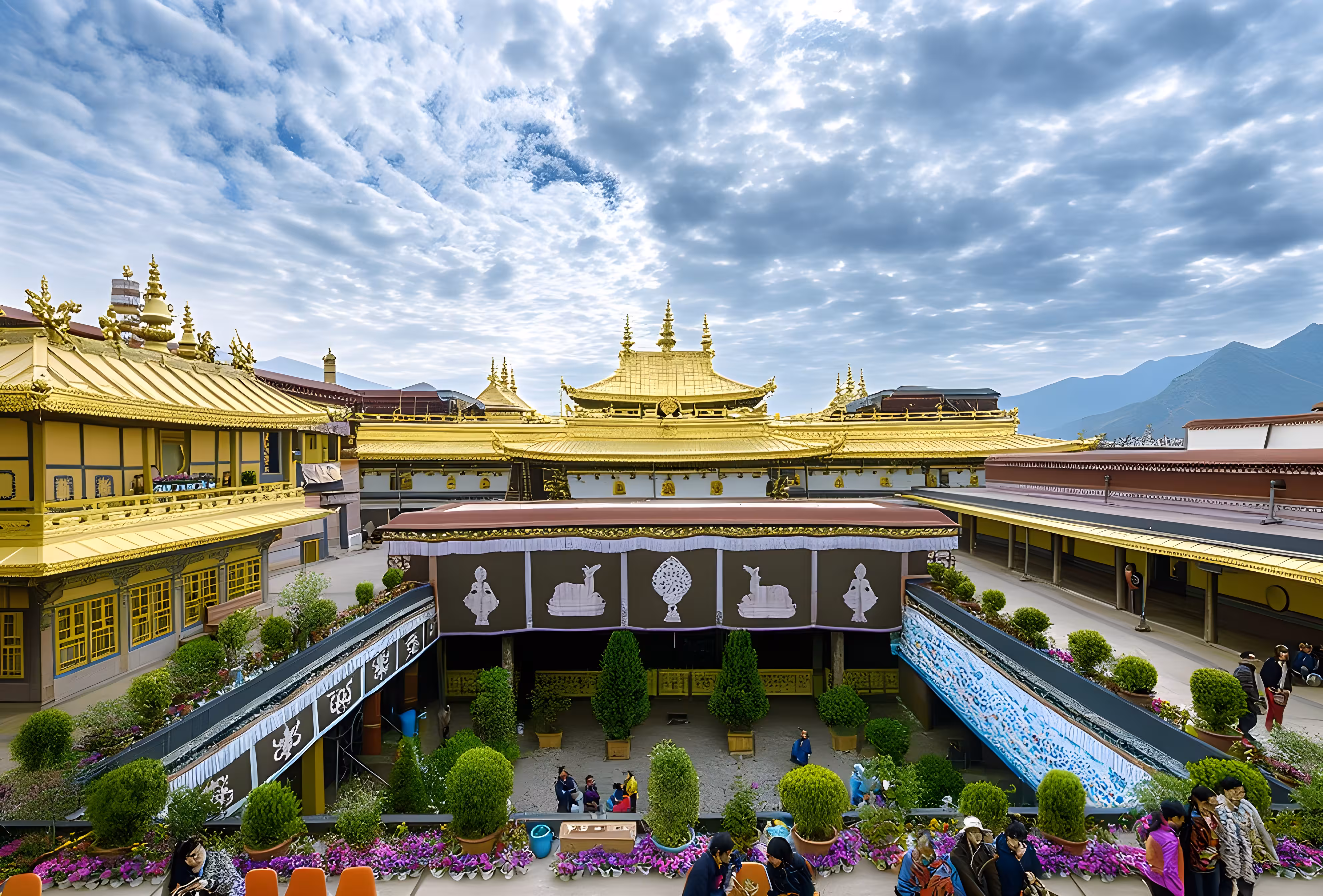 Scenic view of Lhasa showing monasteries and Tibetan-style houses